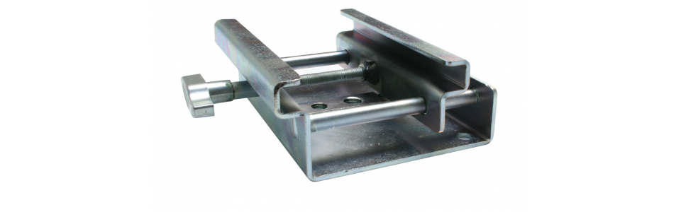 Doughty Marquee Clamp
